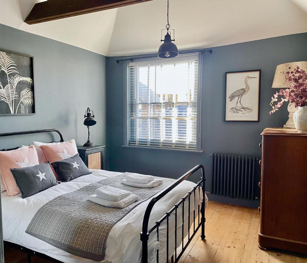 Fabulous Apartment Seconds From Beach By Whitstable-Holidays, Pudding Pan Eksteriør billede