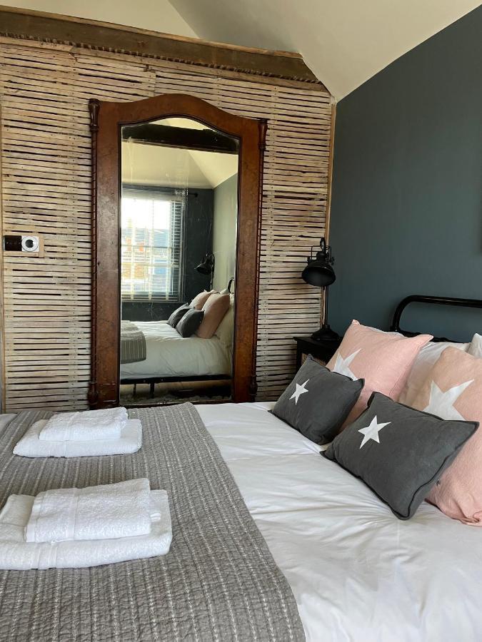 Fabulous Apartment Seconds From Beach By Whitstable-Holidays, Pudding Pan Eksteriør billede