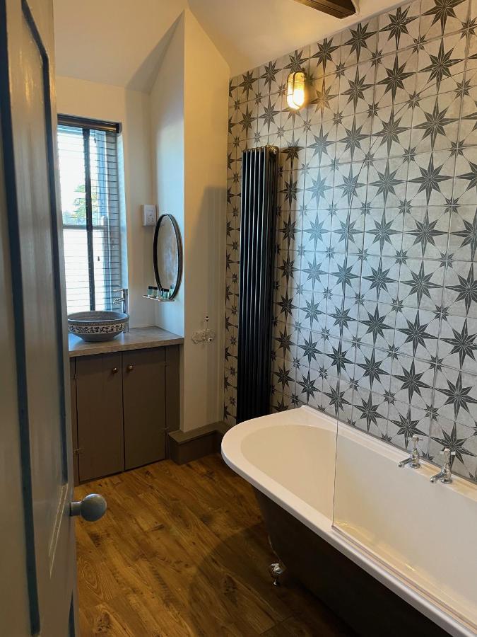 Fabulous Apartment Seconds From Beach By Whitstable-Holidays, Pudding Pan Eksteriør billede