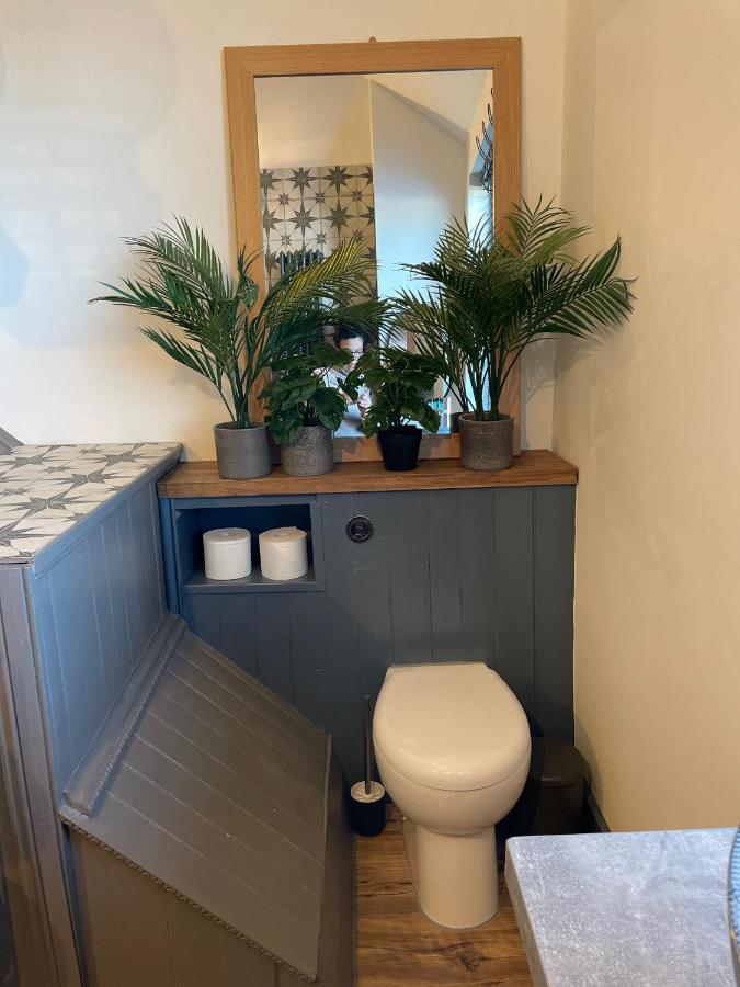 Fabulous Apartment Seconds From Beach By Whitstable-Holidays, Pudding Pan Eksteriør billede